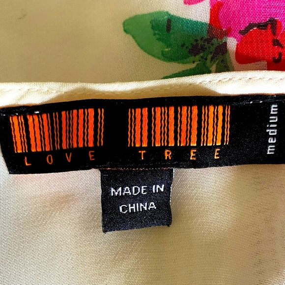 LOVE TREE FLIRTY FLORAL PRINT 3/4 SLEEVE ROMPER SIZE MEDIUM 🌟EUC🌟 - Picture 12 of 16
